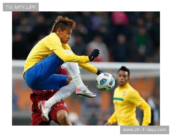 内马尔不看人传球再次出现名场面