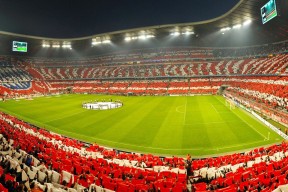 世界杯非洲区预选赛：埃及凭萨拉赫点球绝杀北非德比 对阿尔及利亚完成“复仇”